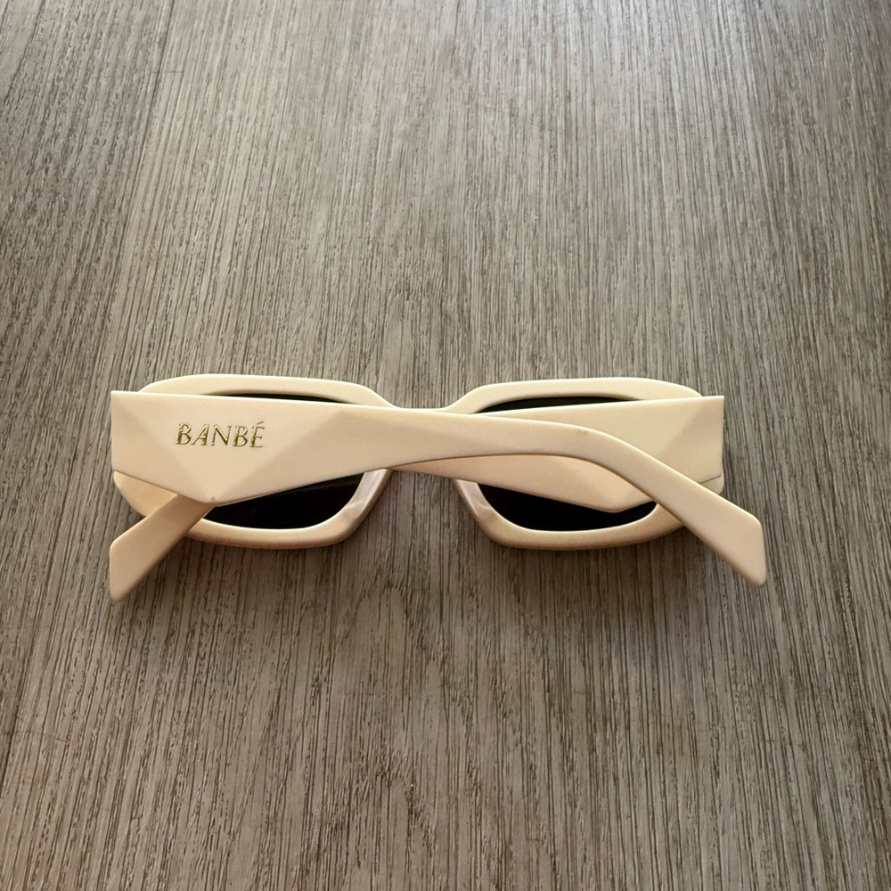 banbe the nina ivory white square retro modern y2k sunglasses eyewear NEW - Picture 3 of 4